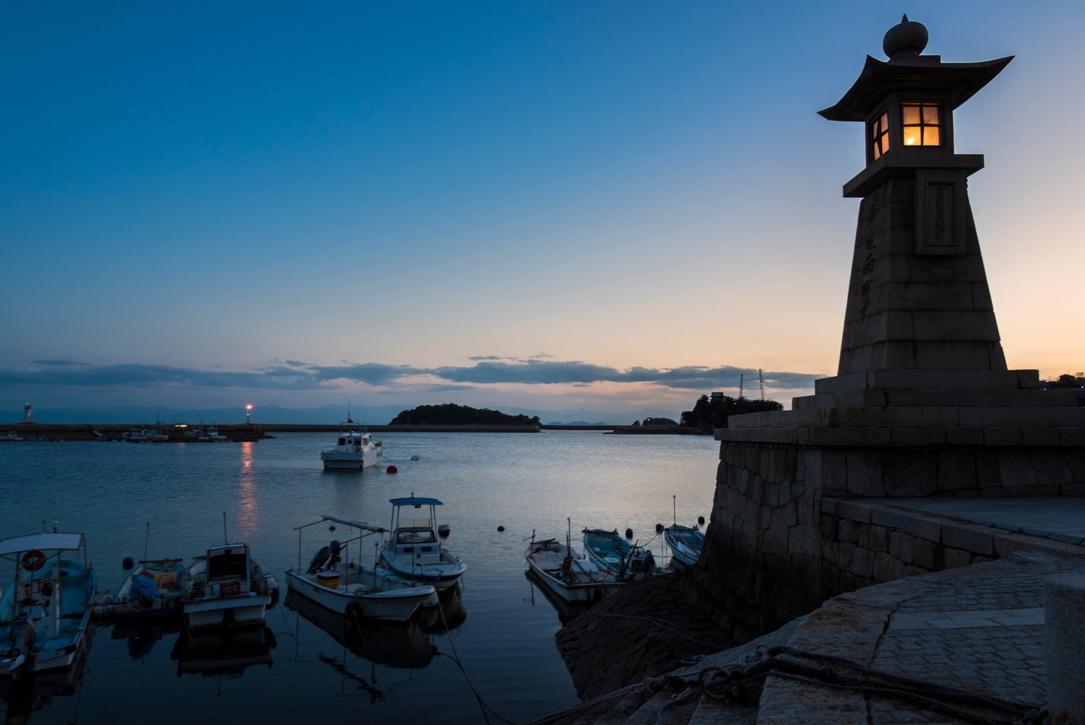 Tomoi Port's Jyouyatou Tomonoura / Hiroshima Prefecture · Fukuyama City